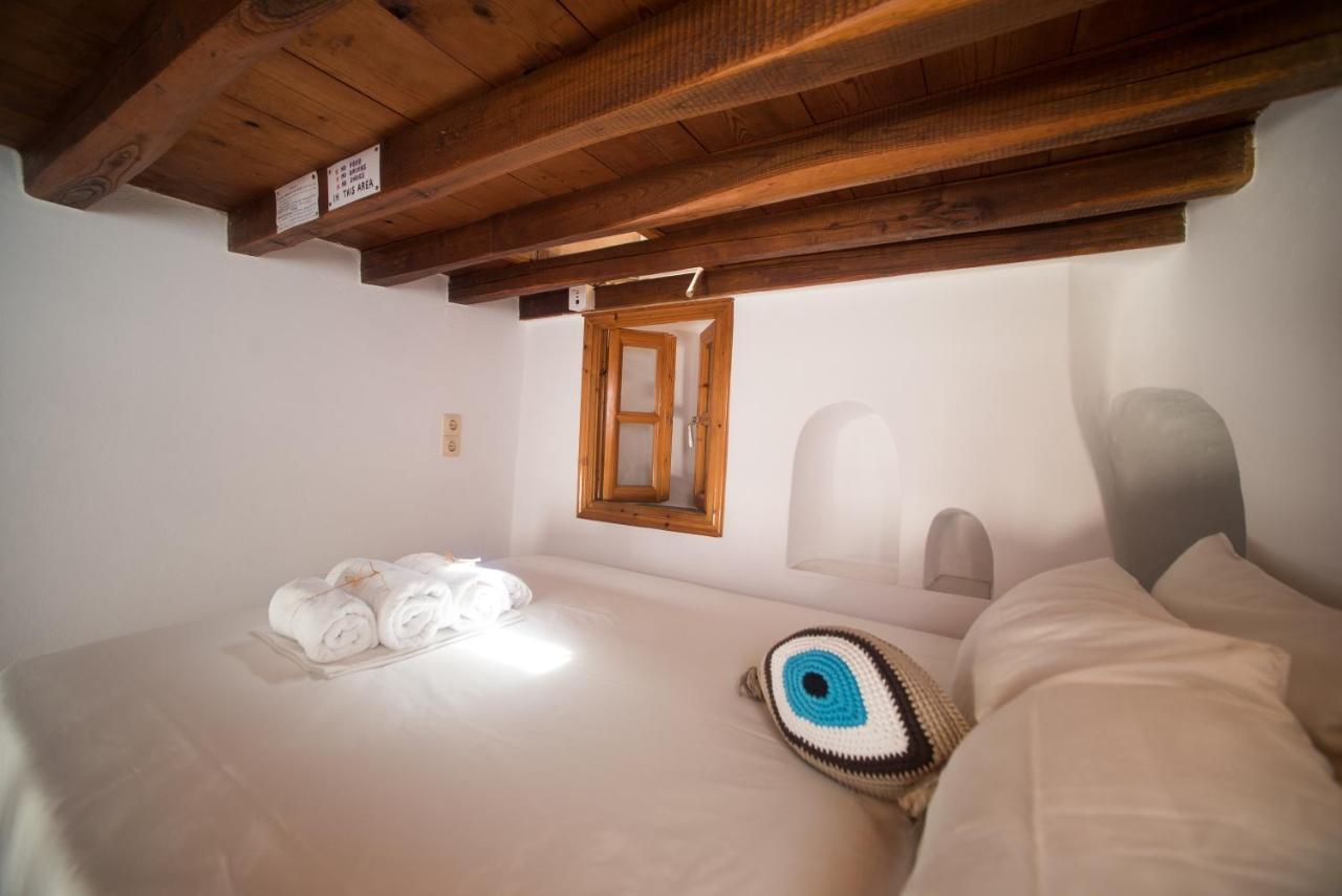 Bright & Relaxing Loft With Attic Room In The Heart Of Mykonos City Mykonos Town Bagian luar foto